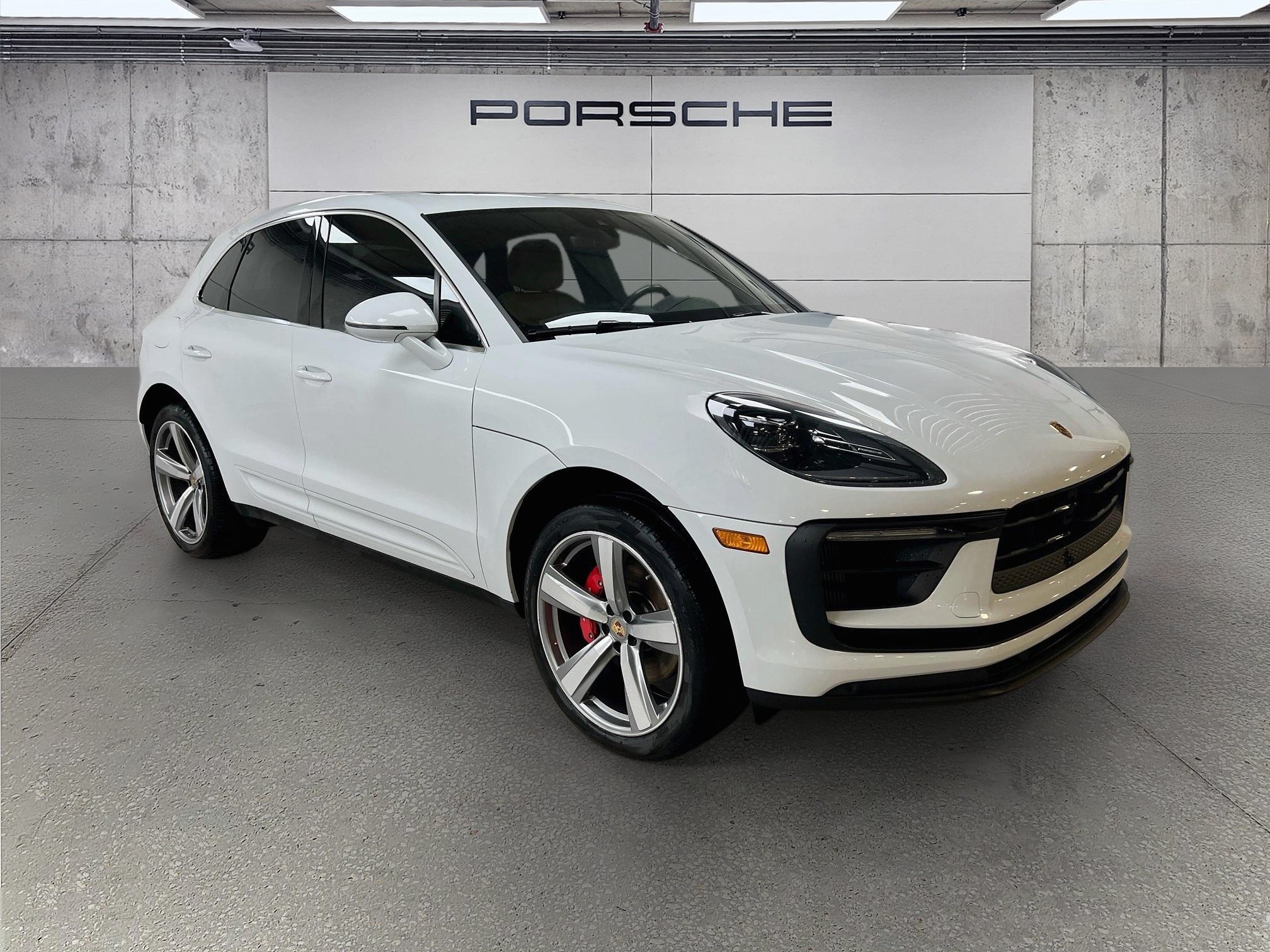 Certified 2023 Porsche Macan S AWD/4WD image 7