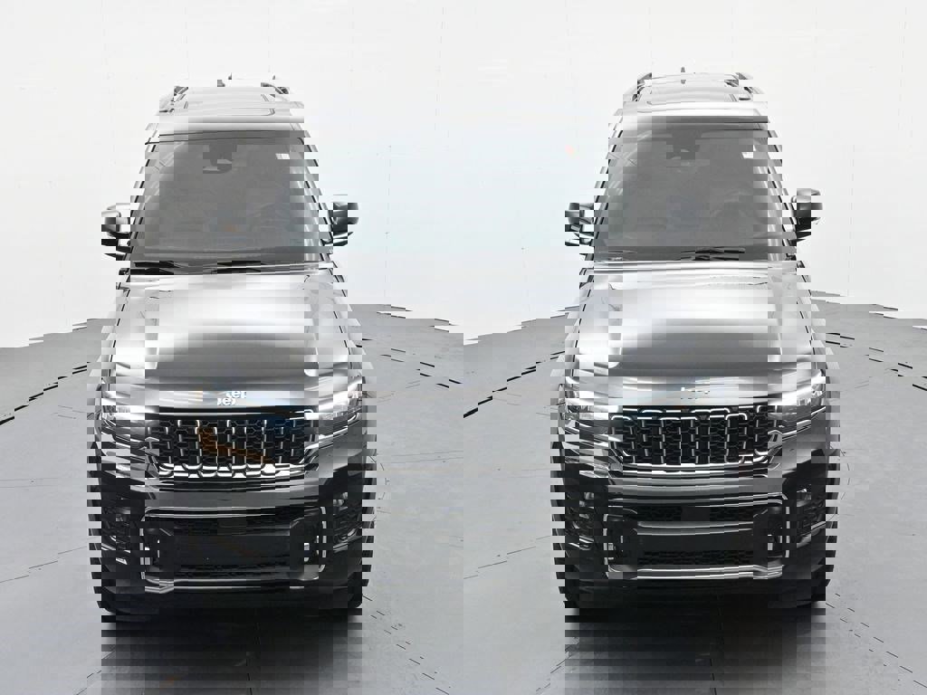 Used 2023 Jeep Grand Cherokee Overland image 20