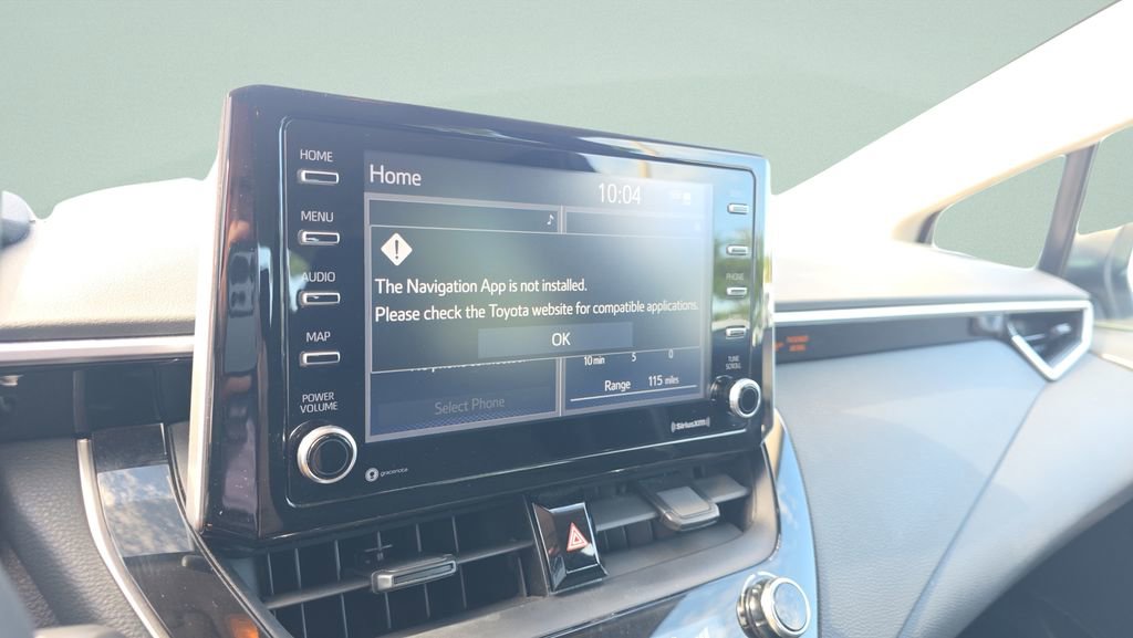 Used 2021 Toyota Corolla LE w/ LE Convenience Package FWD image 18
