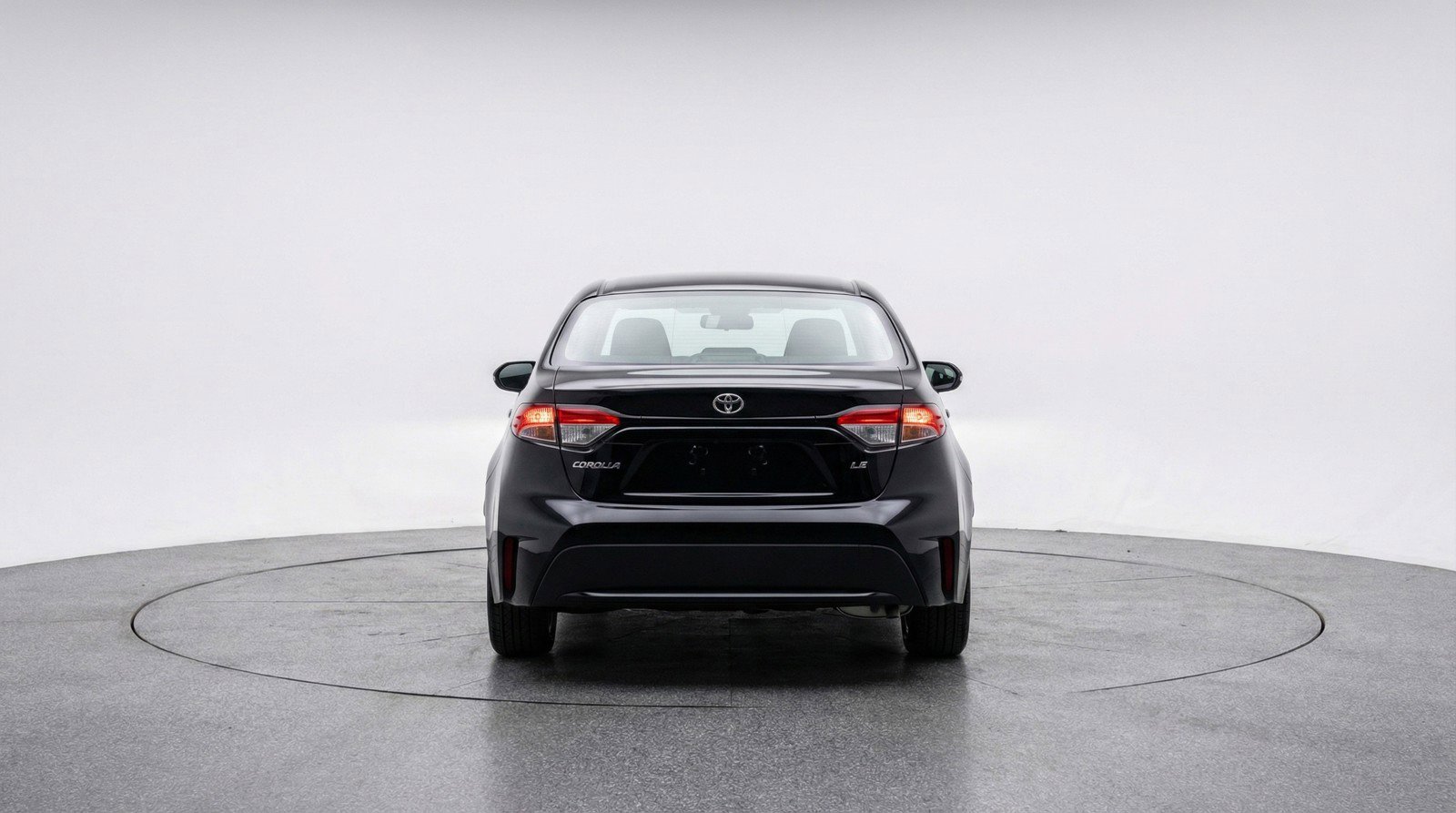 Used 2025 Toyota Corolla LE FWD image 7