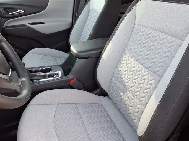 Used 2024 Chevrolet Equinox LS w/ LS Convenience Package image 3