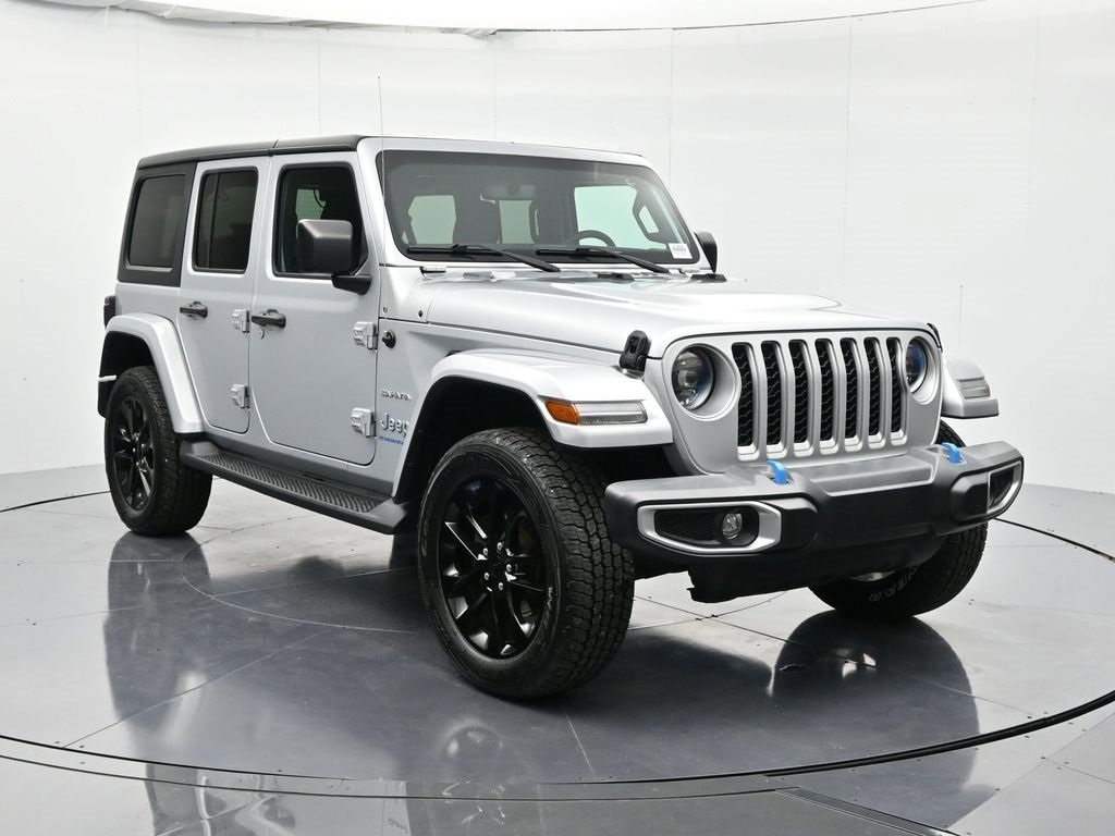 Used 2023 Jeep Wrangler Unlimited Sahara image 3