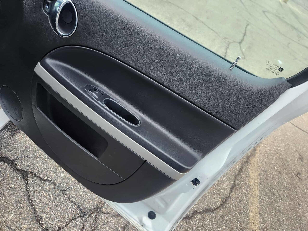 Used 2010 Chevrolet HHR LS image 18