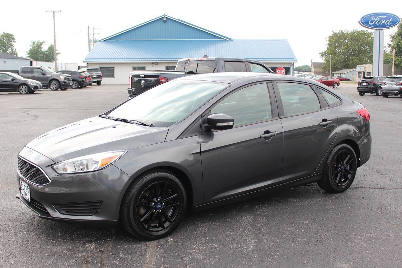Used 2017 Ford Focus SE w/ Cold Weather Package