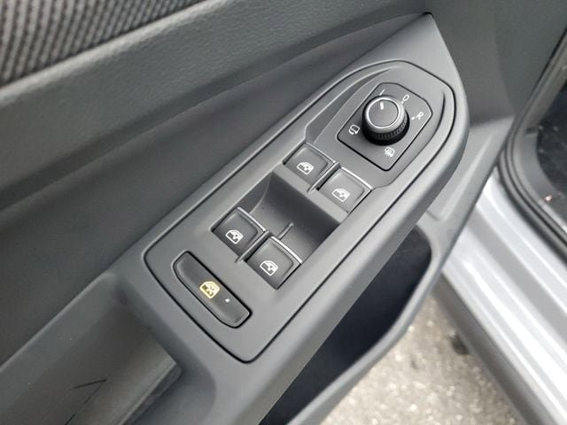 New 2026 Volkswagen GTI SE FWD image 14