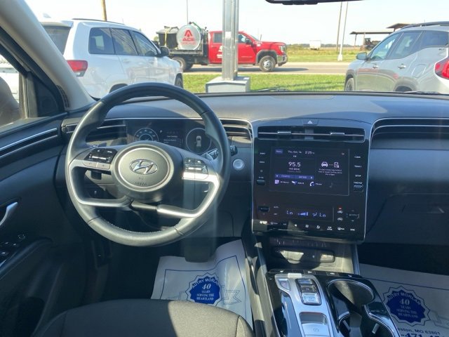 Used 2022 Hyundai Tucson SEL image 14