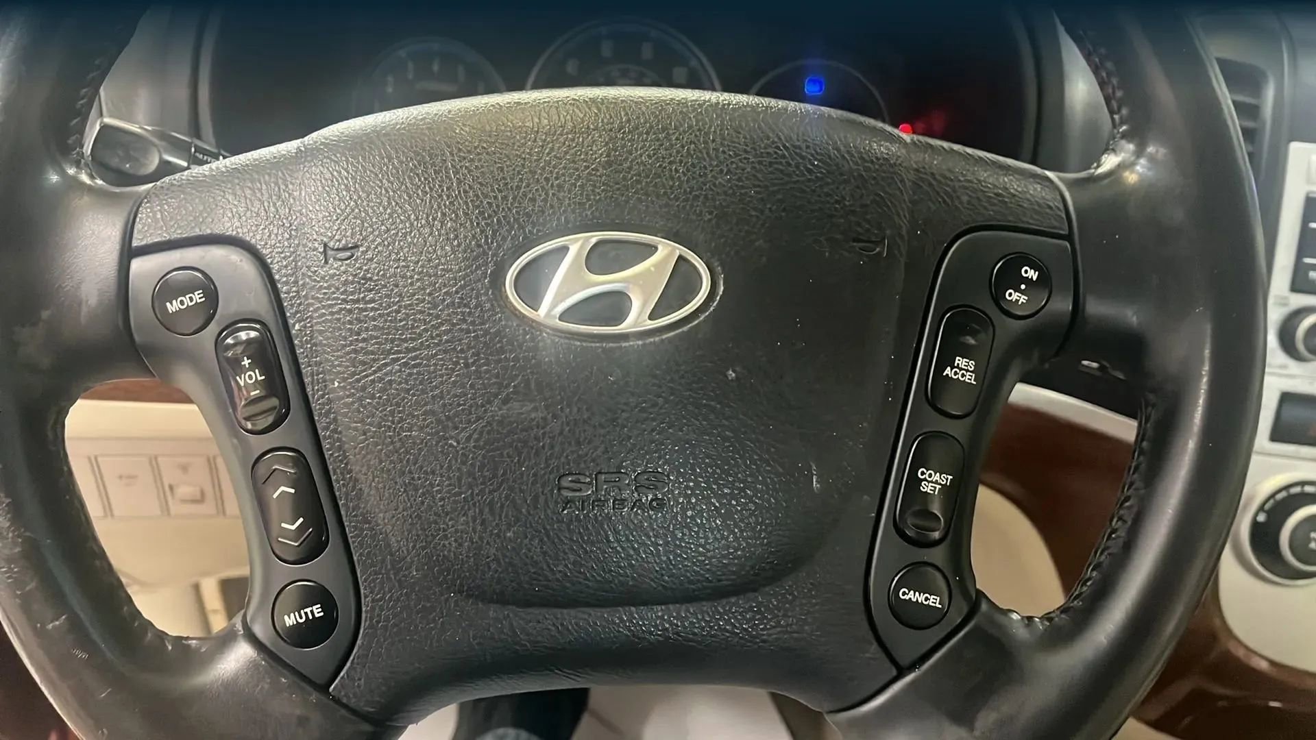 Used 2007 Hyundai Santa Fe SE FWD image 20
