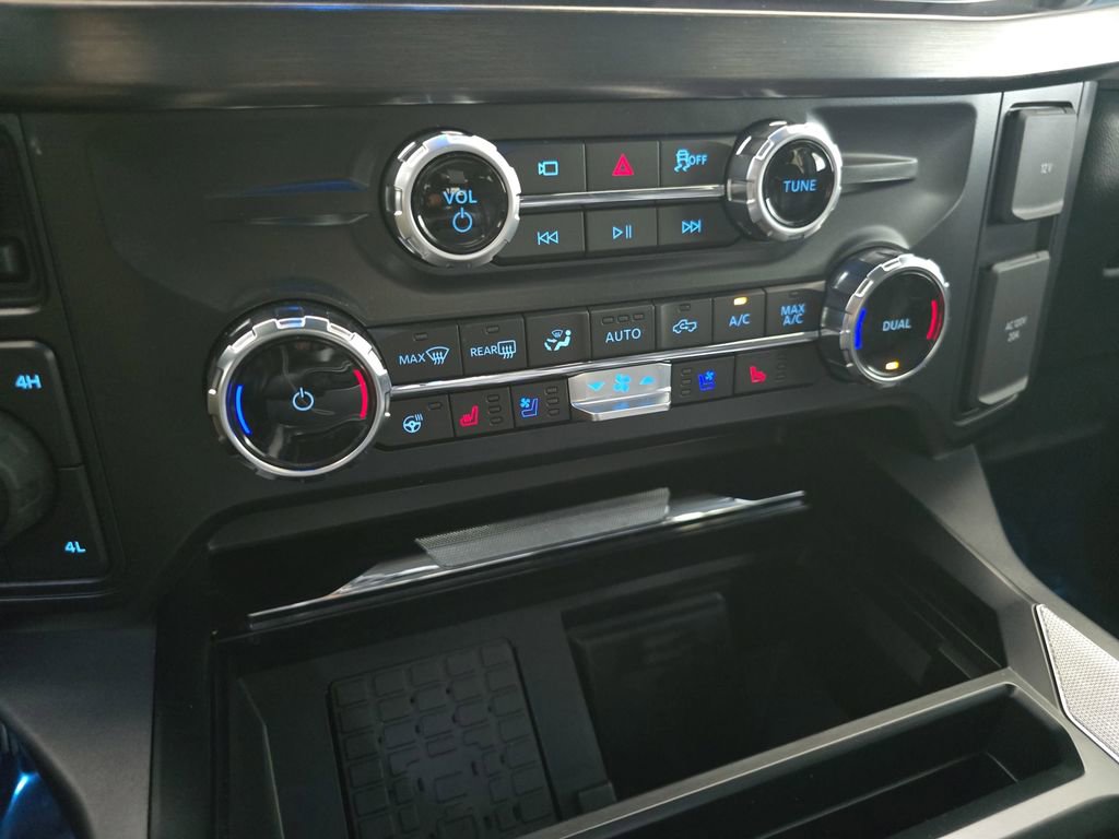 Used 2025 Ford F250 Lariat w/ Lariat Ultimate Package image 25