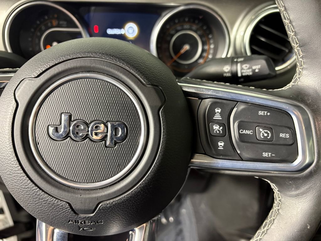 Used 2020 Jeep Gladiator Overland AWD/4WD image 21