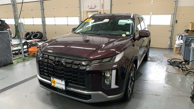 Certified 2023 Hyundai Palisade Limited AWD/4WD image 3