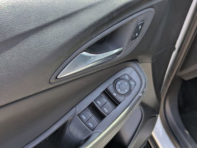 Used 2024 Buick Encore GX Sport Touring AWD/4WD image 11