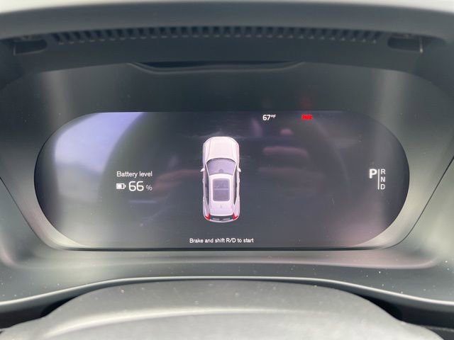 Certified 2023 Volvo XC40 Recharge Plus AWD/4WD image 33