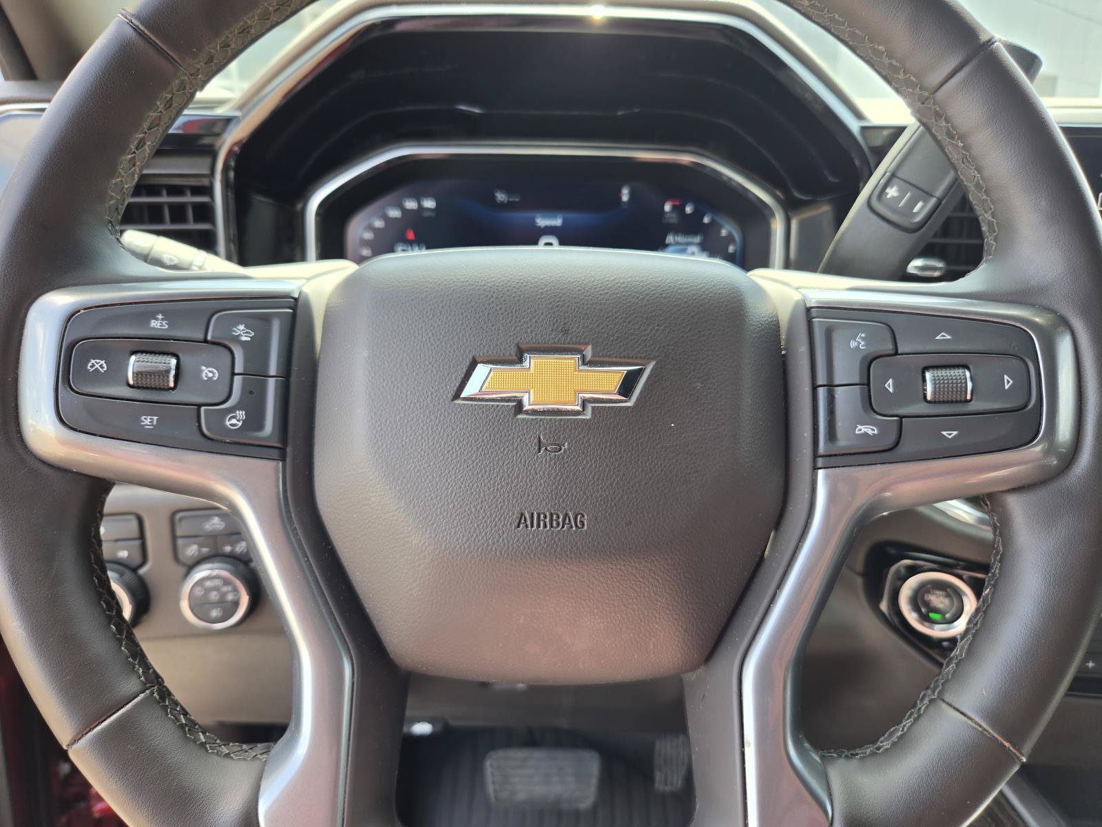 Used 2024 Chevrolet Silverado 2500 LT AWD/4WD image 18