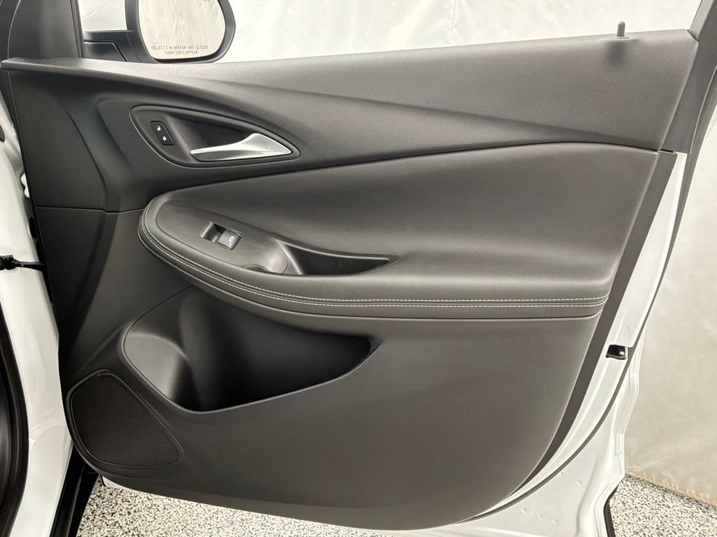Used 2024 Buick Encore GX Preferred w/ Advanced Technology Package FWD image 32