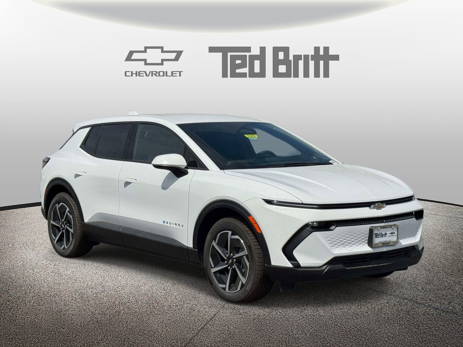 New 2026 Chevrolet Equinox EV LT image 3