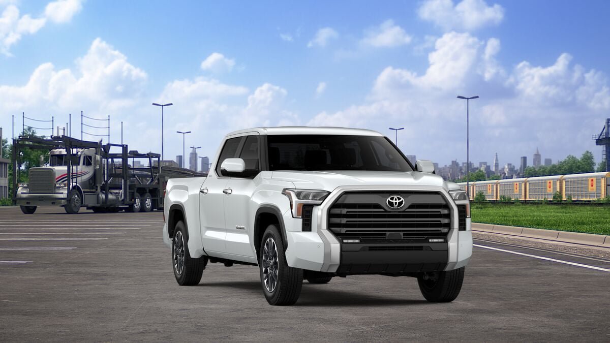 New 2026 Toyota Tundra Limited AWD/4WD image 16