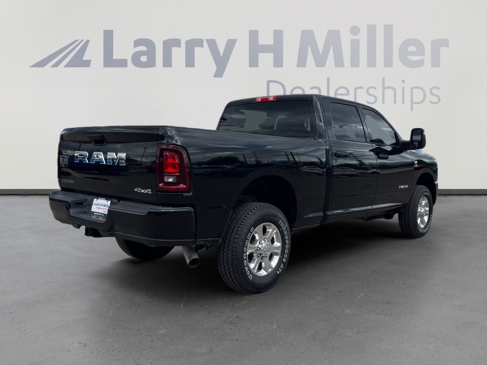 New 2025 RAM 2500 Big Horn image 5