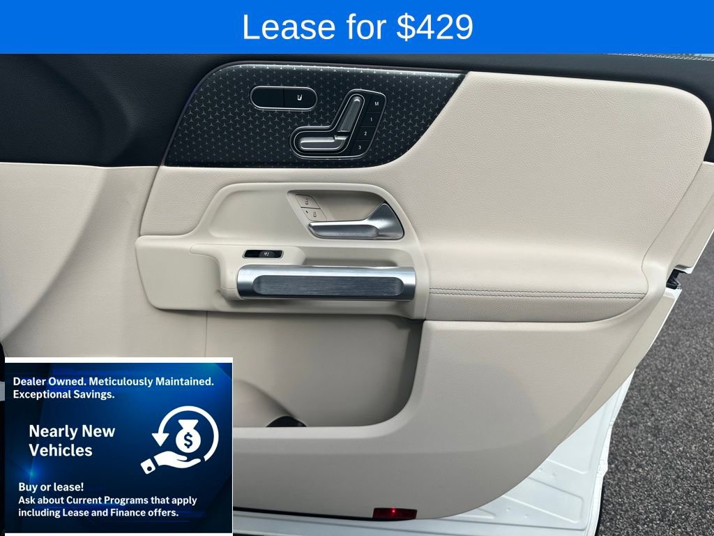 Used 2025 Mercedes-Benz GLB 250 GLB 250 image 34