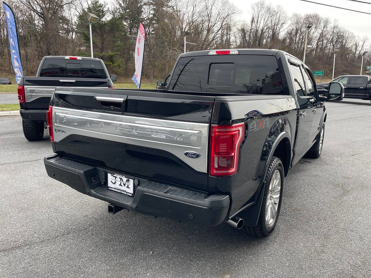 Used 2015 Ford F150 Platinum w/ Equipment Group 701A Luxury AWD/4WD image 8