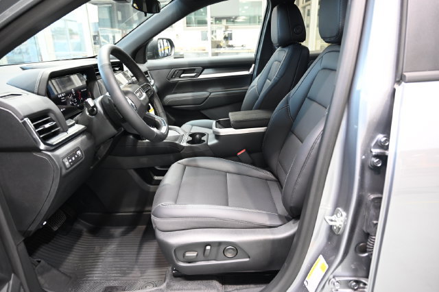 New 2027 GMC Terrain Elevation w/ Elevation Premium Package FWD image 9