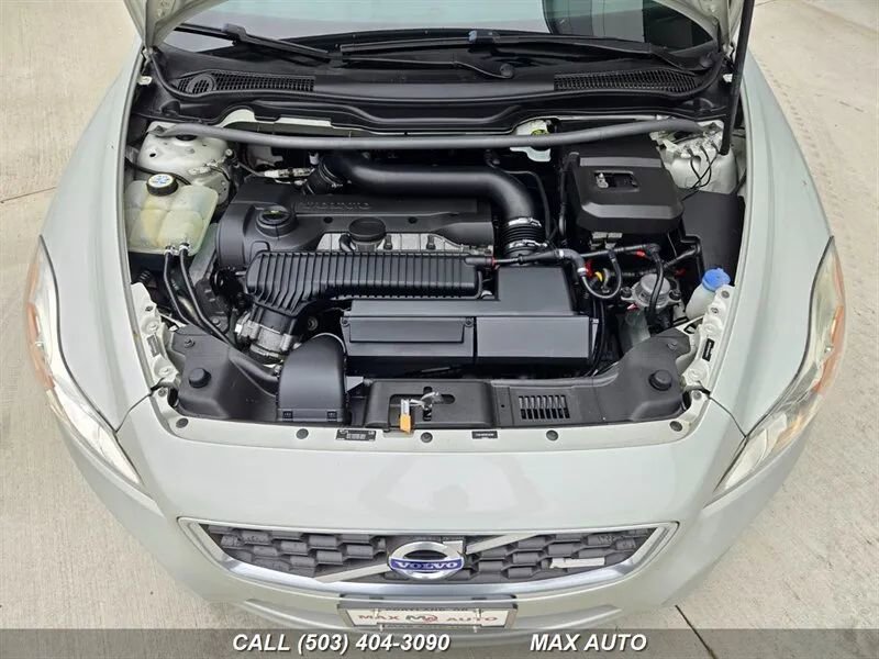 Used 2011 Volvo C30 T5 R-Design image 32