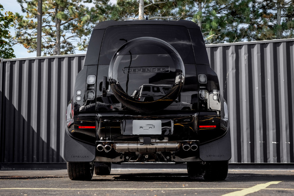 New 2026 Land Rover Defender 110 X-Dynamic SE AWD/4WD image 7