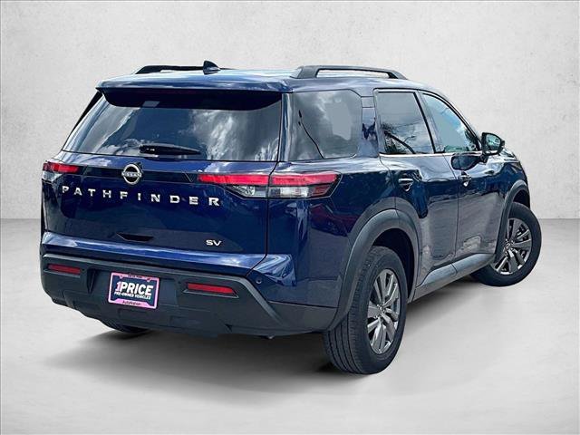 Used 2022 Nissan Pathfinder SV FWD image 2