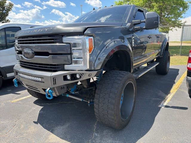 Used 2019 Ford F250 Lariat w/ Lariat Ultimate Package image 5