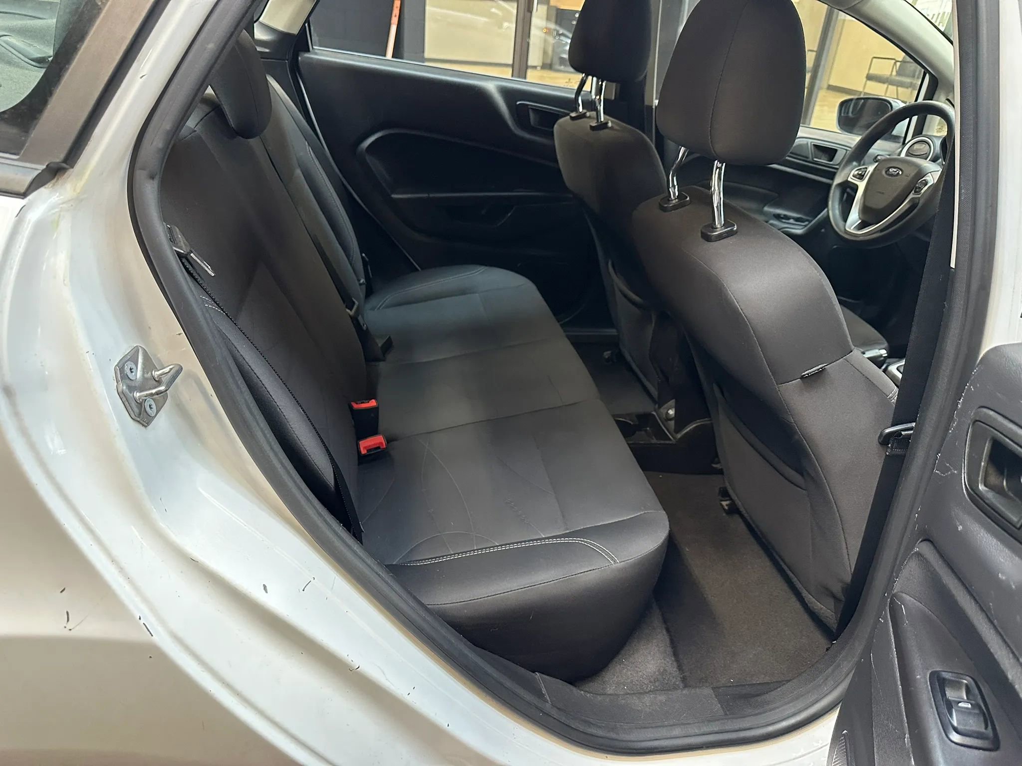 Used 2017 Ford Fiesta SE image 26