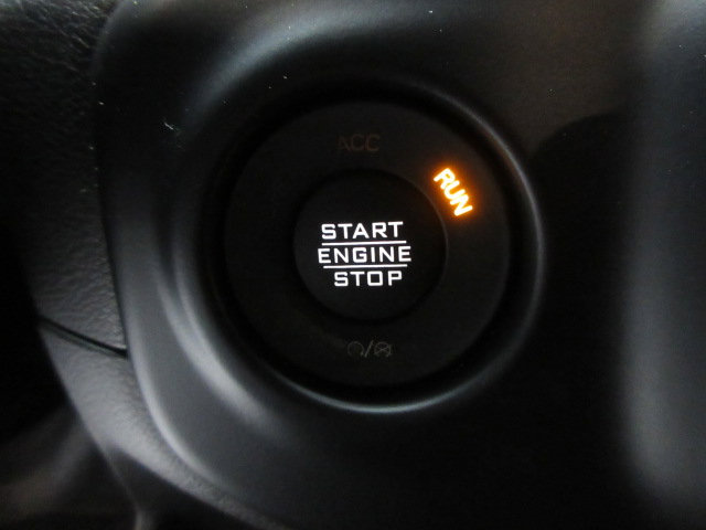 Used 2021 Jeep Wrangler Unlimited Sahara w/ Cold Weather Group image 22