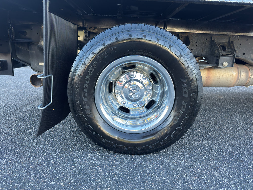 Used 2022 RAM 3500 Tradesman w/ Chrome Appearance Group AWD/4WD image 10