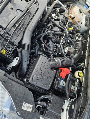 Used 2022 Ford Escape Titanium w/ Class II Trailer Tow Package image 25