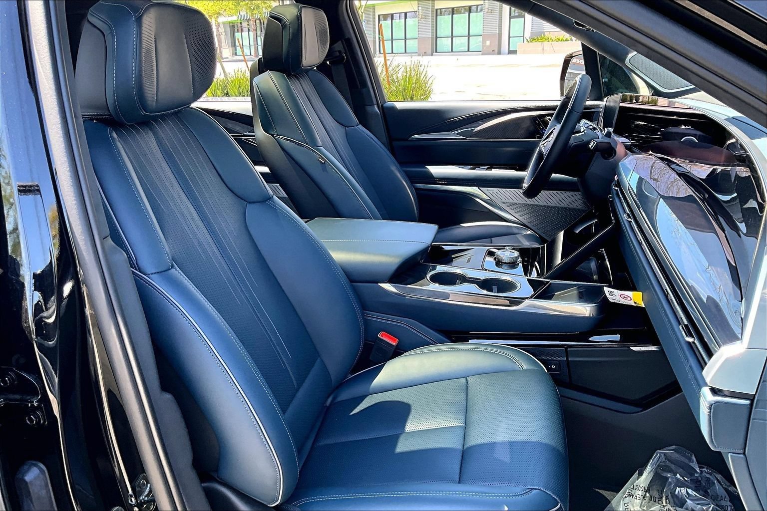 New 2026 Cadillac Escalade IQ Sport 2 w/ LPO, ONYX Package AWD/4WD image 36