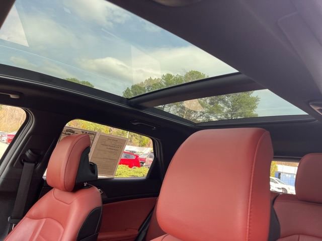 Used 2024 Kia Sportage SX image 39