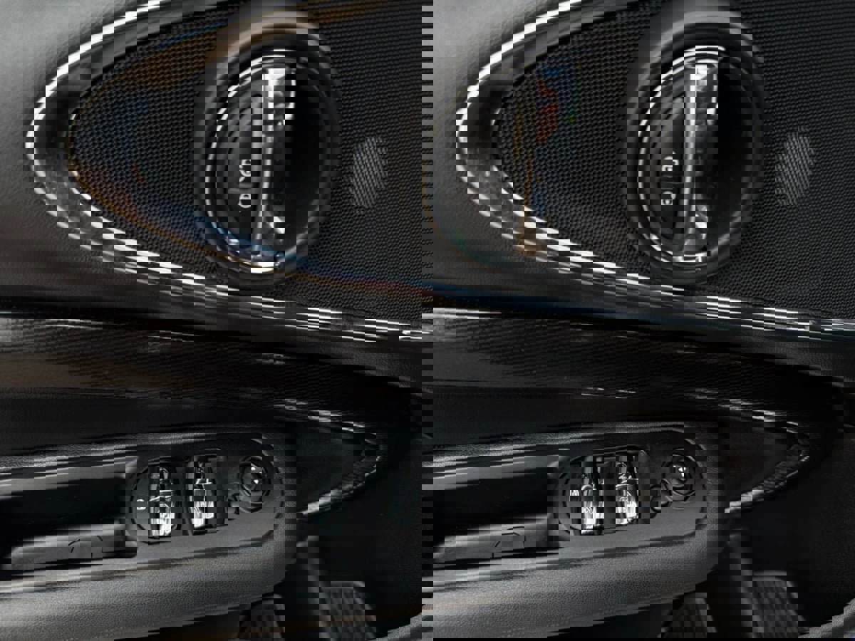 Used 2016 MINI Cooper Clubman image 40