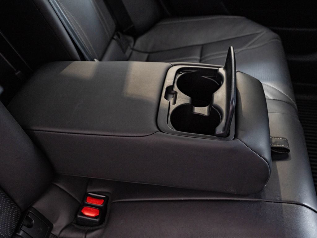 Certified 2020 Lexus ES 300h Ultra Luxury w/ Accessory Package FWD image 45