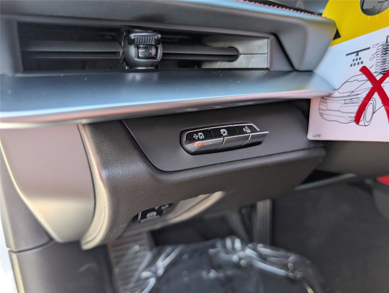 New 2026 Chevrolet Corvette Stingray Preferred Cpe w/ Battery Protection Package RWD image 30