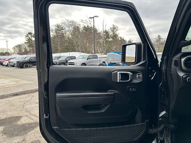 Used 2023 Jeep Gladiator Willys image 22