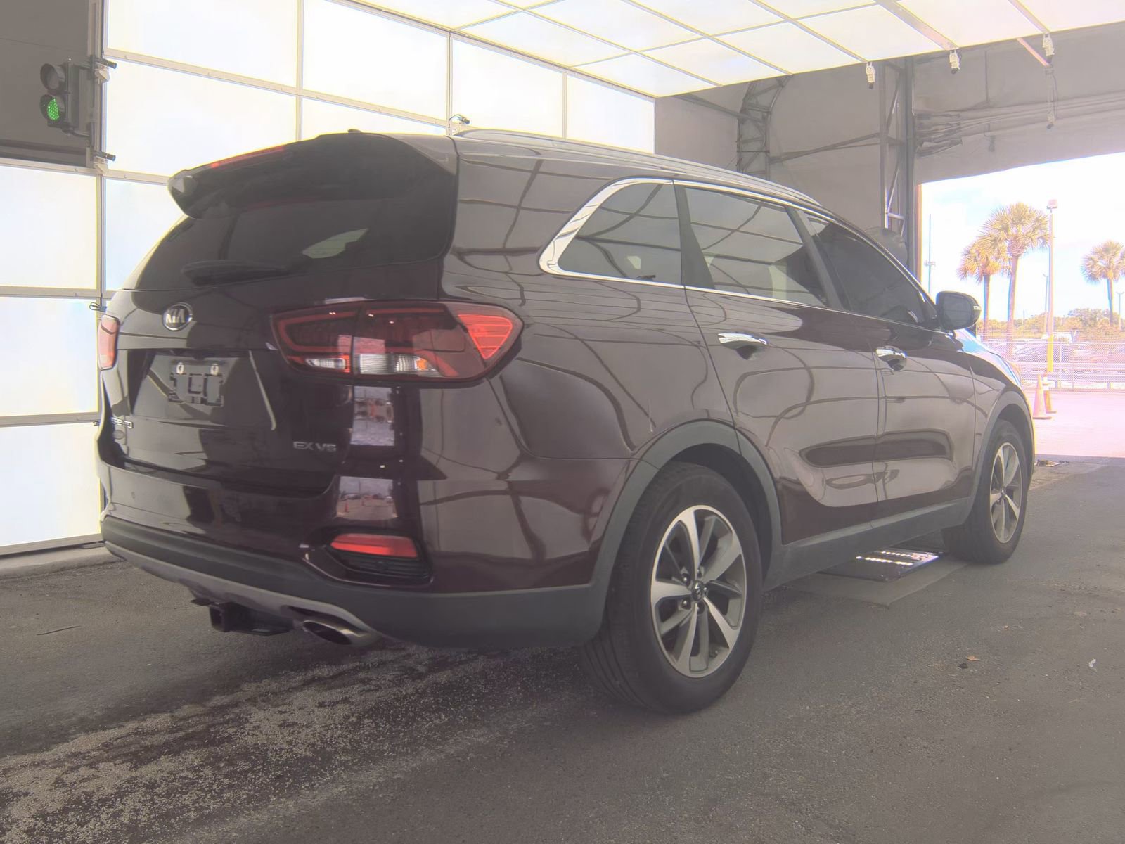 Used 2019 Kia Sorento EX FWD image 4