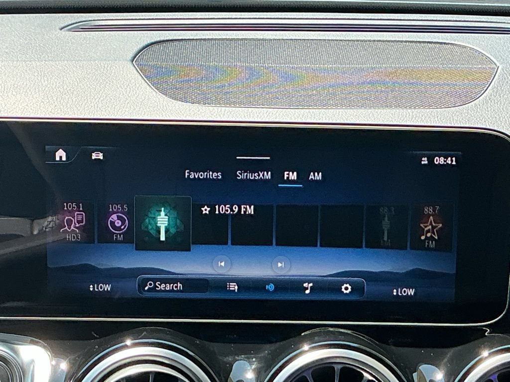 New 2026 Mercedes-Benz GLB 250 4MATIC image 28