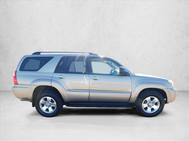 Used 2006 Toyota 4Runner SR5 AWD/4WD image 7