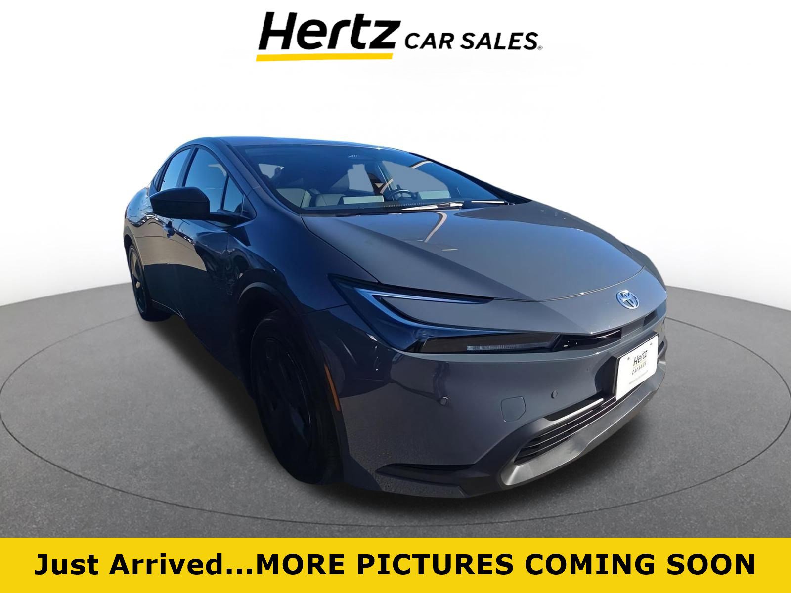 Used 2025 Toyota Prius LE