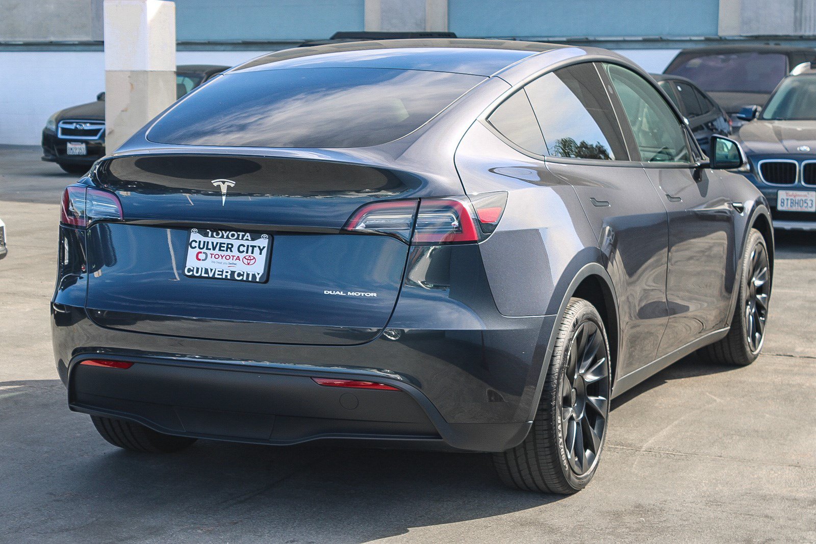 Used 2024 Tesla Model Y Long Range AWD/4WD image 9