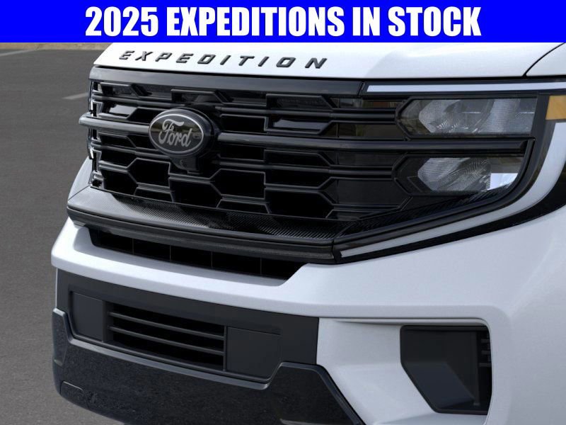 New 2025 Ford Expedition Platinum w/ Stealth Performance Package image 17