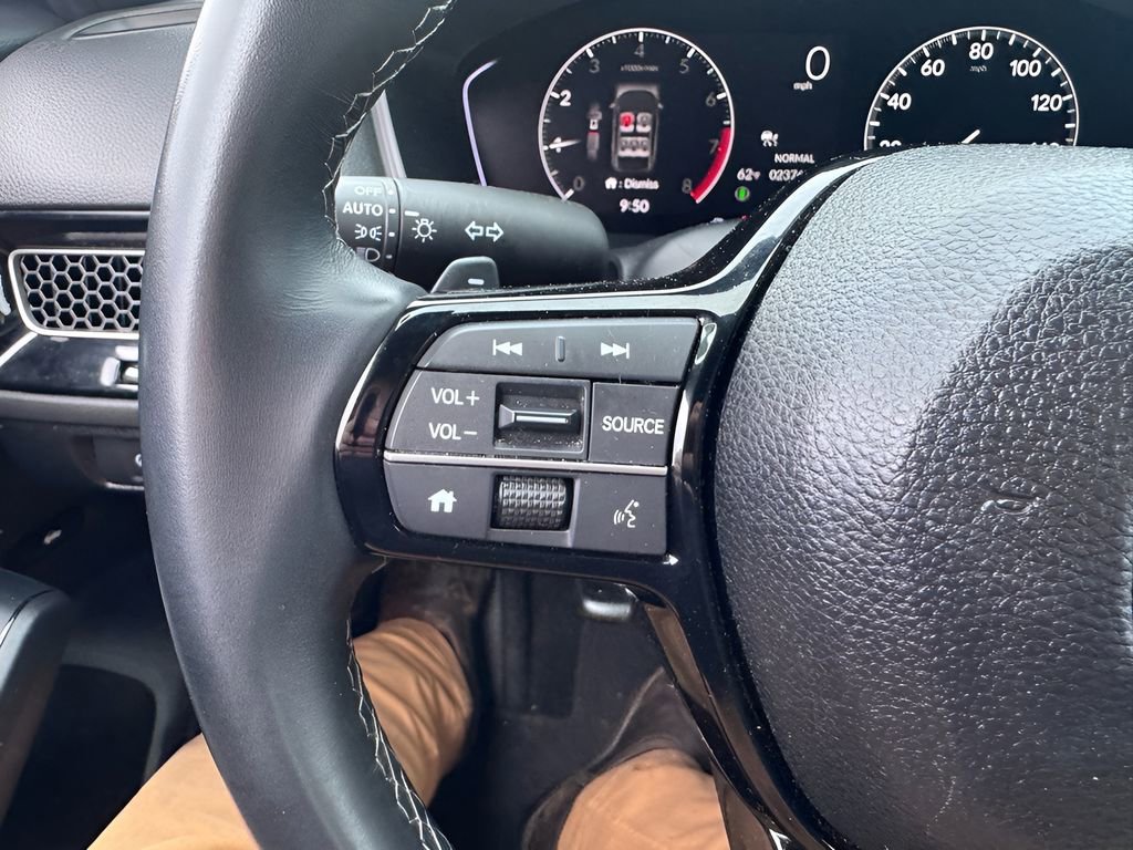 Certified 2025 Honda Civic Sport image 17