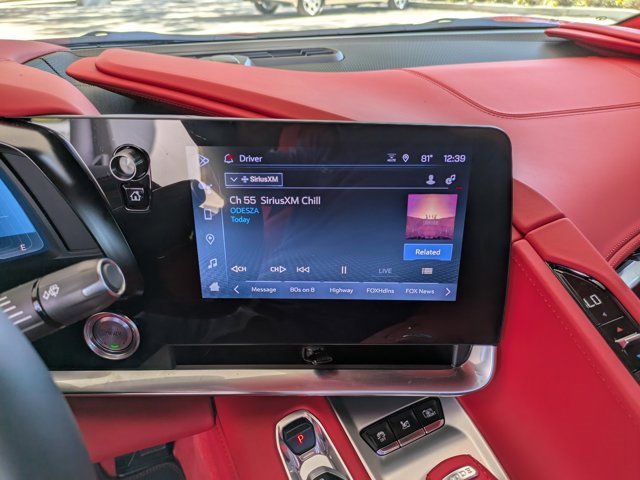 Used 2024 Chevrolet Corvette Stingray Premium Conv w/ Z51 Performance Package image 24