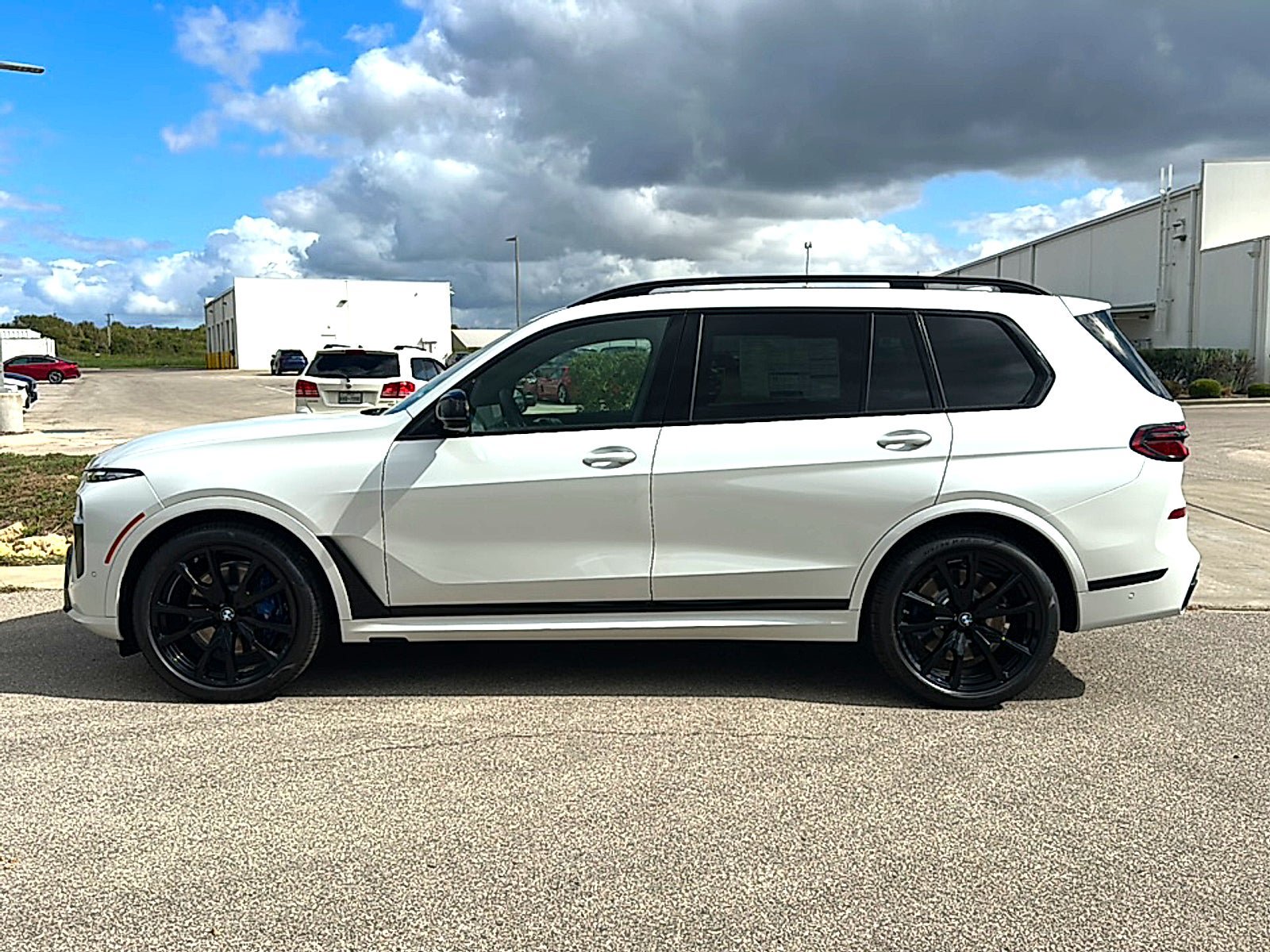 New 2027 BMW X7 M60i AWD/4WD image 5