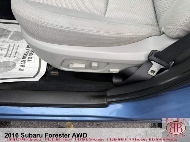 Used 2016 Subaru Forester 2.5i Premium w/ All-Weather Package AWD/4WD image 12