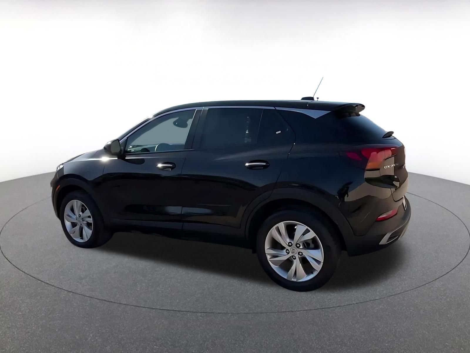 Used 2025 Buick Encore GX Preferred FWD image 10