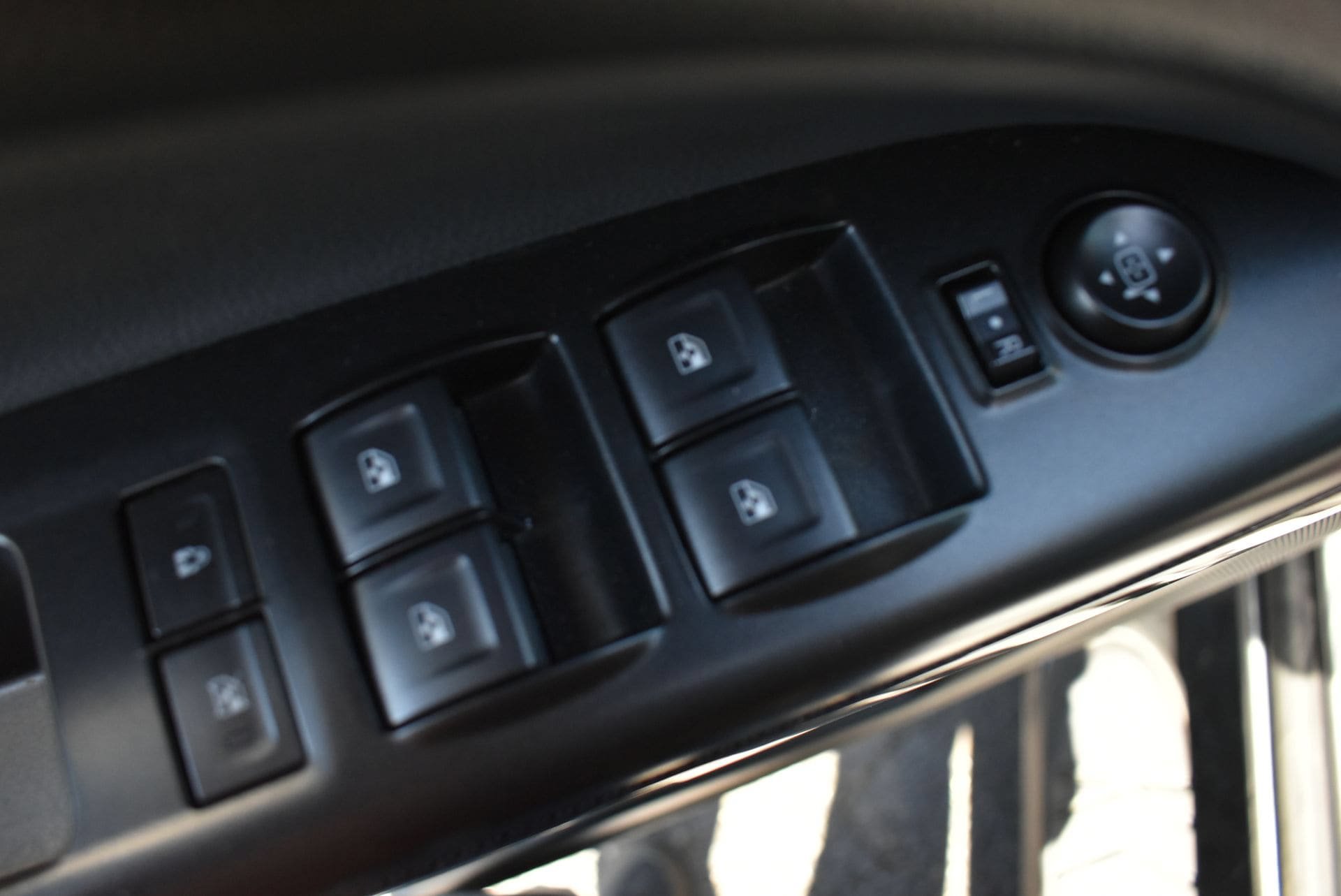 Used 2022 Chevrolet Colorado Z71 AWD/4WD image 12